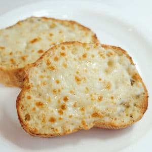 Cheesy Bread (8 pcs)